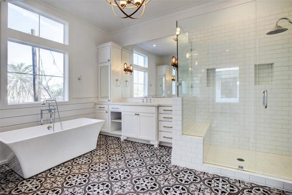 Farmhouse Modern Master Bathroom